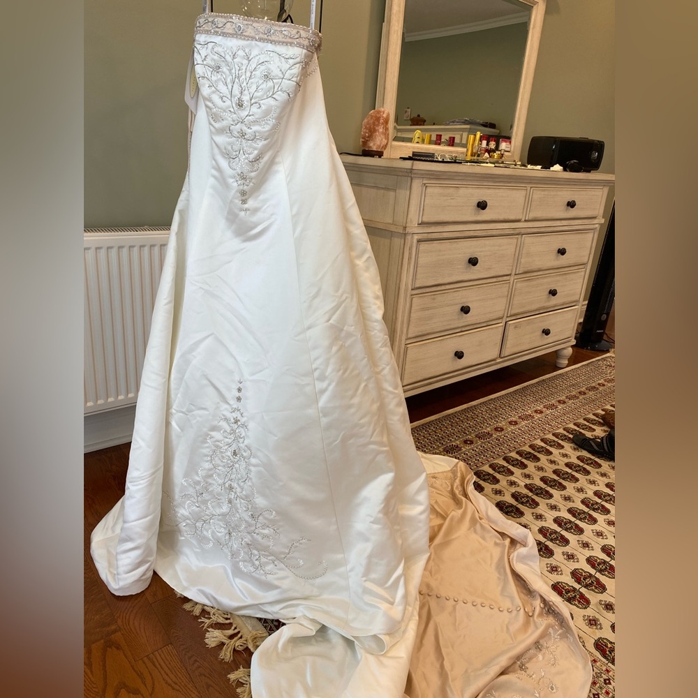 Alfred Angelo Ivory Champagne Wedding Gown